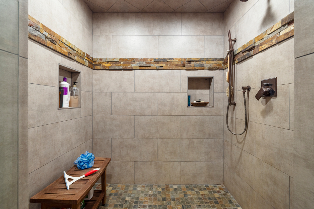 CHILOQUIN, Oregon, 97624, United States, 3 Bedrooms Bedrooms, ,3 BathroomsBathrooms,Residential,For Sale,1974697