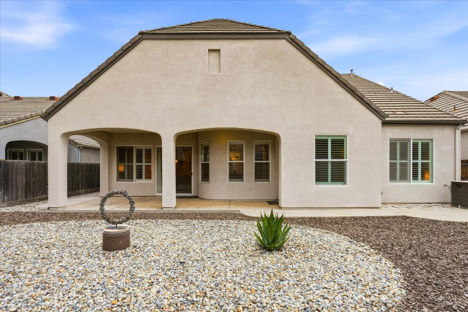 Clovis, California, 93619, United States, 3 Bedrooms Bedrooms, ,2 BathroomsBathrooms,Residential,For Sale,2005966