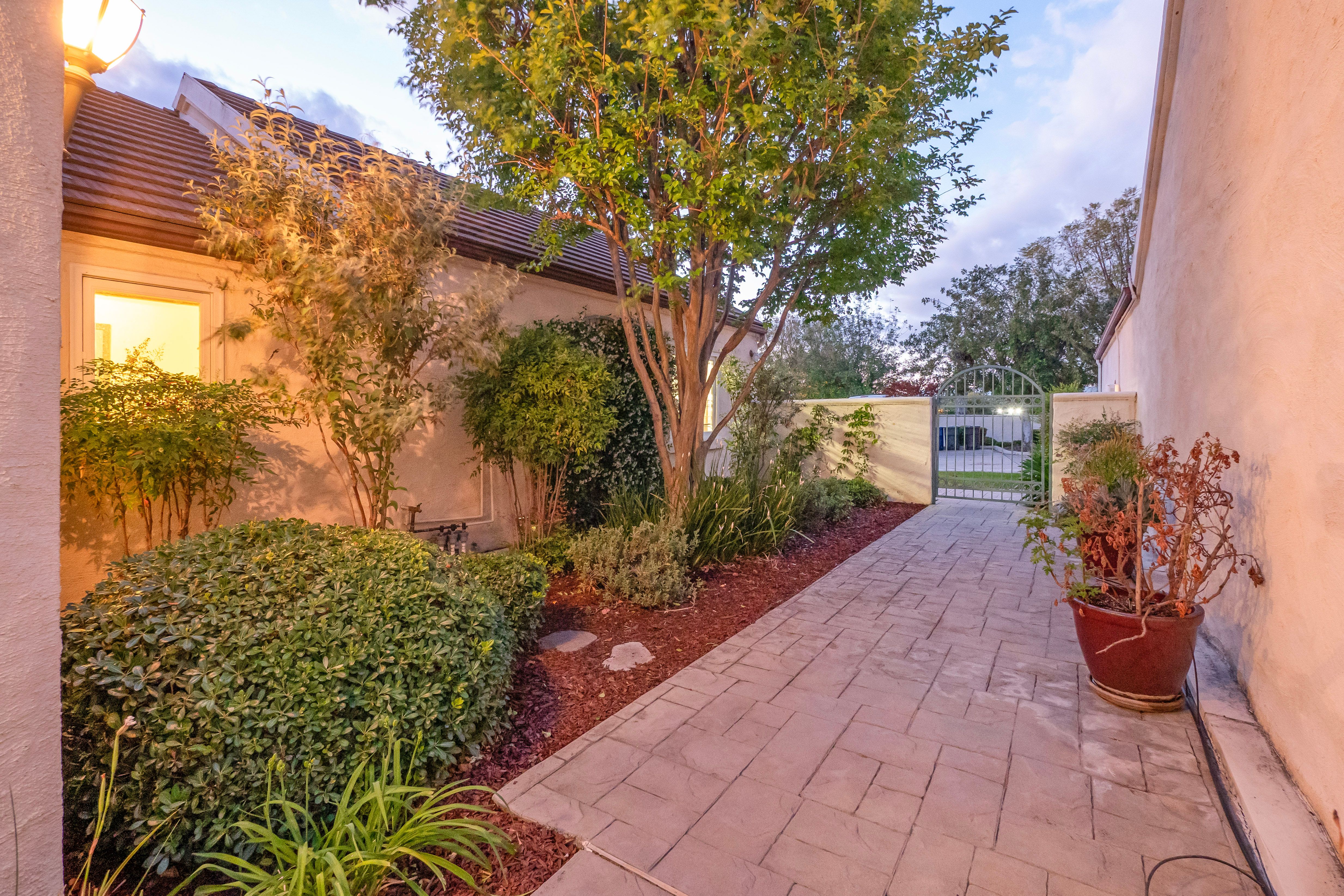  1804 Prince Albert Drive, Riverside, CA 92507 - 物件實景