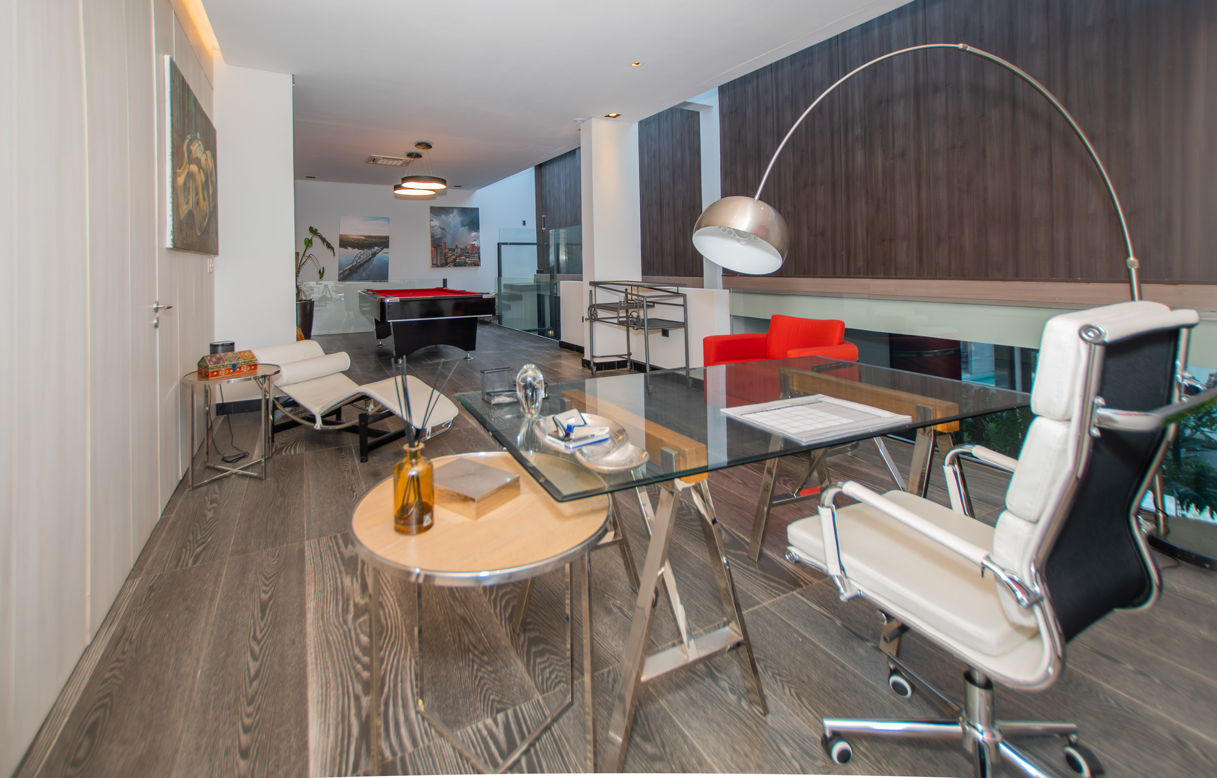  Exclusive Fully Furnished 4-Bedroom En-Suite Residence - 物件實景