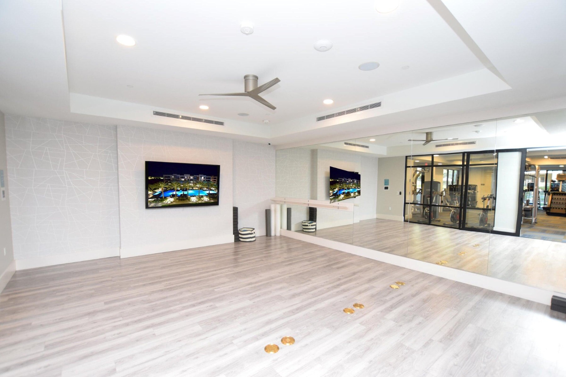  5250 E Deer Valley Drive  Phoenix, AZ - 物件實景