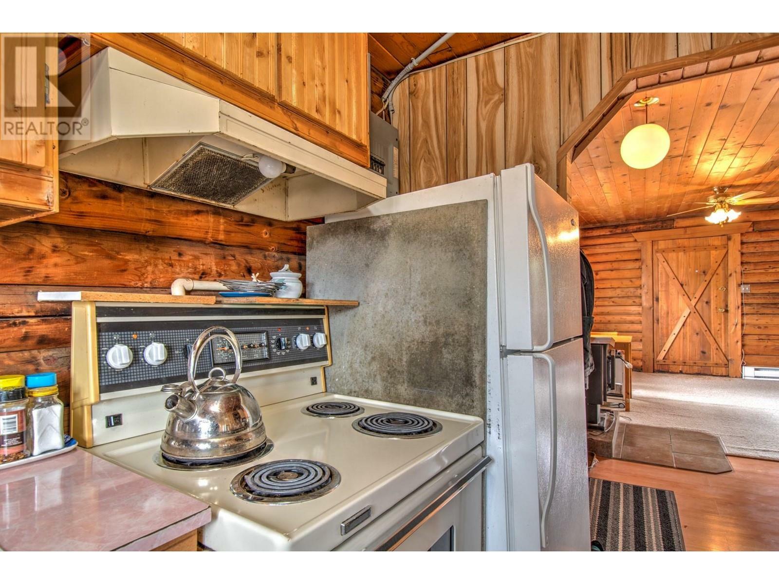 VERNON, British Columbia, V1B 3R3, CA, 3 Bedrooms Bedrooms, ,1 BathroomBathrooms,Residential,For Sale,1885937