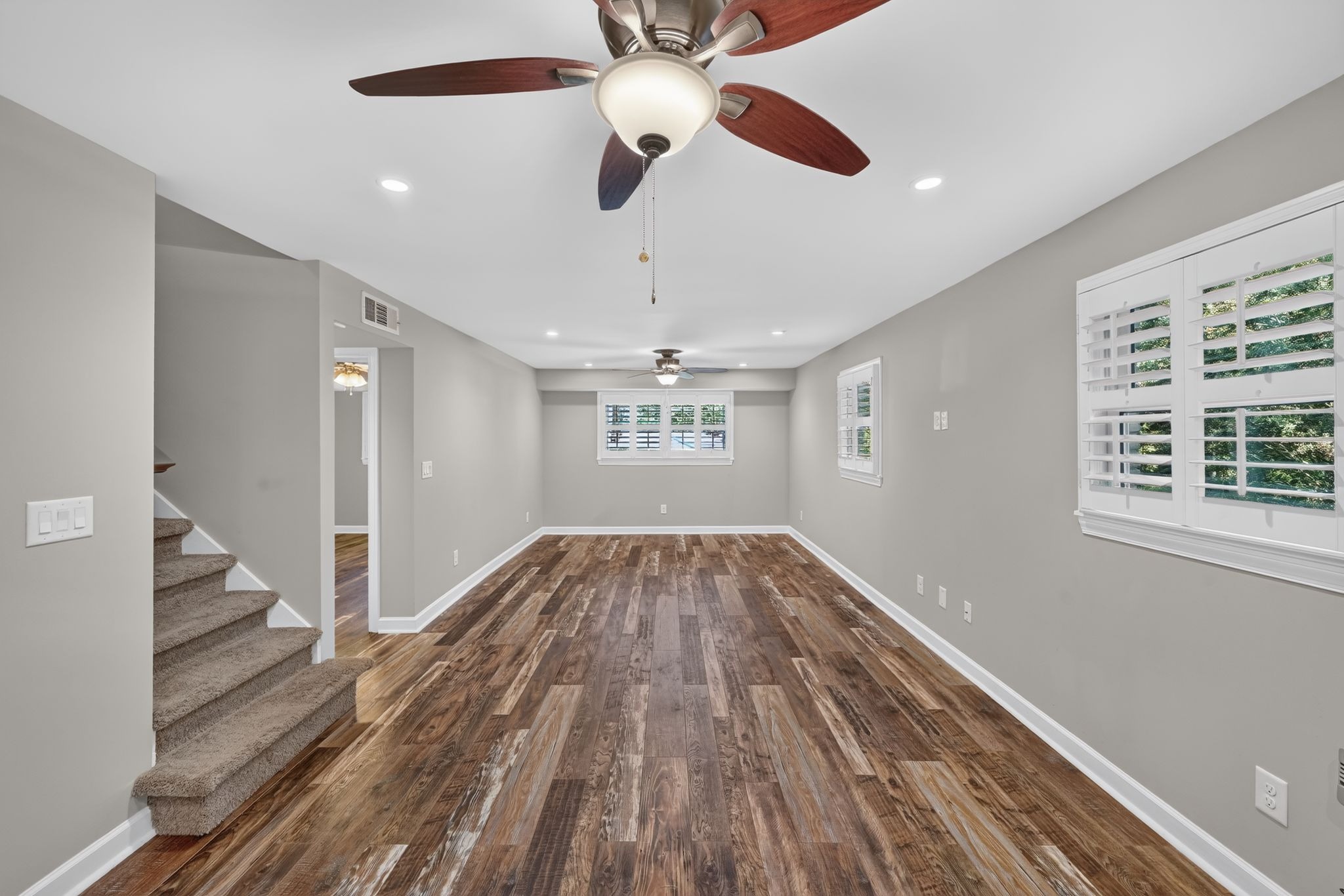  Thoughtfully Renovated Residence in Green Oaks - 物件實景