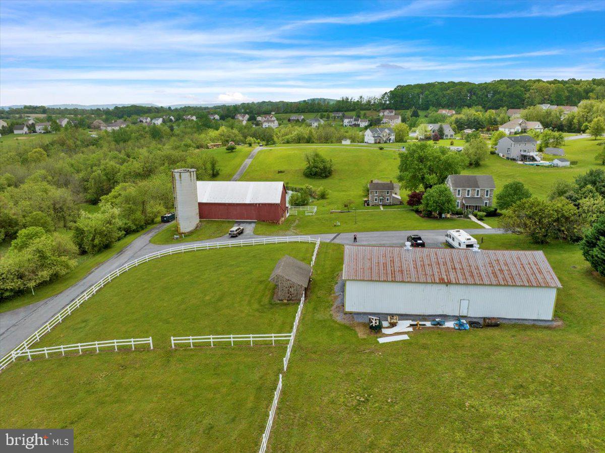 Mohrsville, Pennsylvania, 19541, United States, 4 Bedrooms Bedrooms, ,2 BathroomsBathrooms,Residential,For Sale,1827431