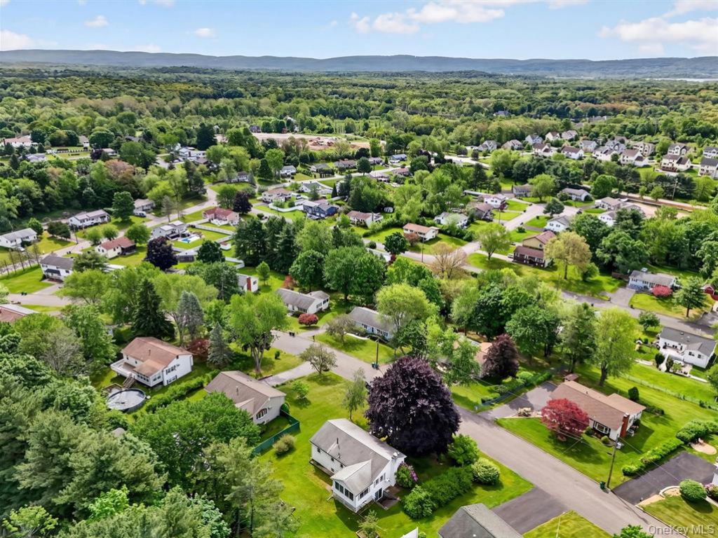 Wappingers Falls, New York, 12590, United States, 4 Bedrooms Bedrooms, ,2 BathroomsBathrooms,Residential,For Sale,2049359