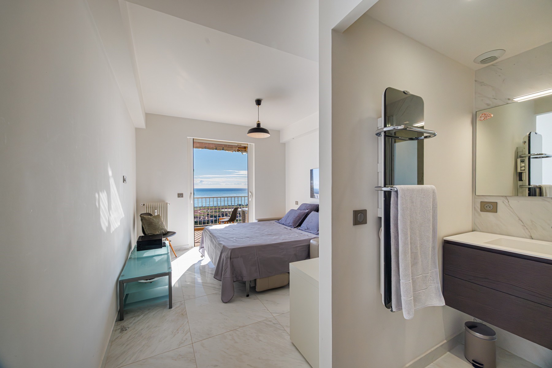  3-room penthouse with rooftop and sea view, Domaine du Loup, French Riviera - 物件實景