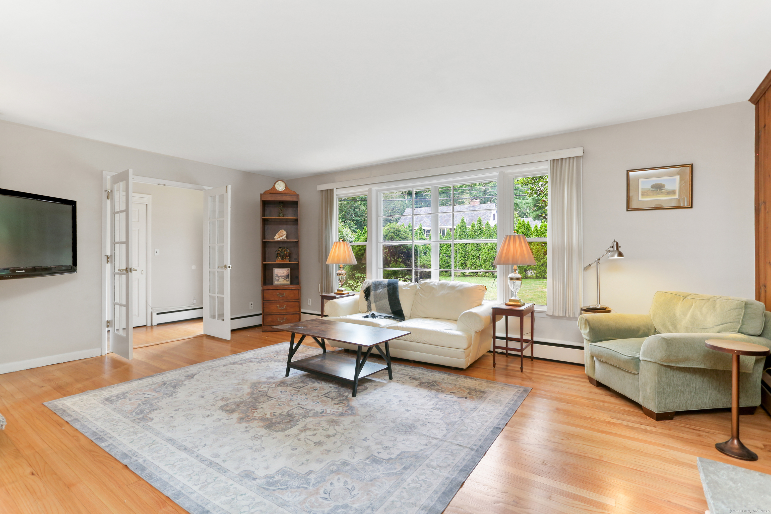 Norwalk, Connecticut, 06850, United States, 3 Bedrooms Bedrooms, ,2 BathroomsBathrooms,Residential,For Sale,1934607