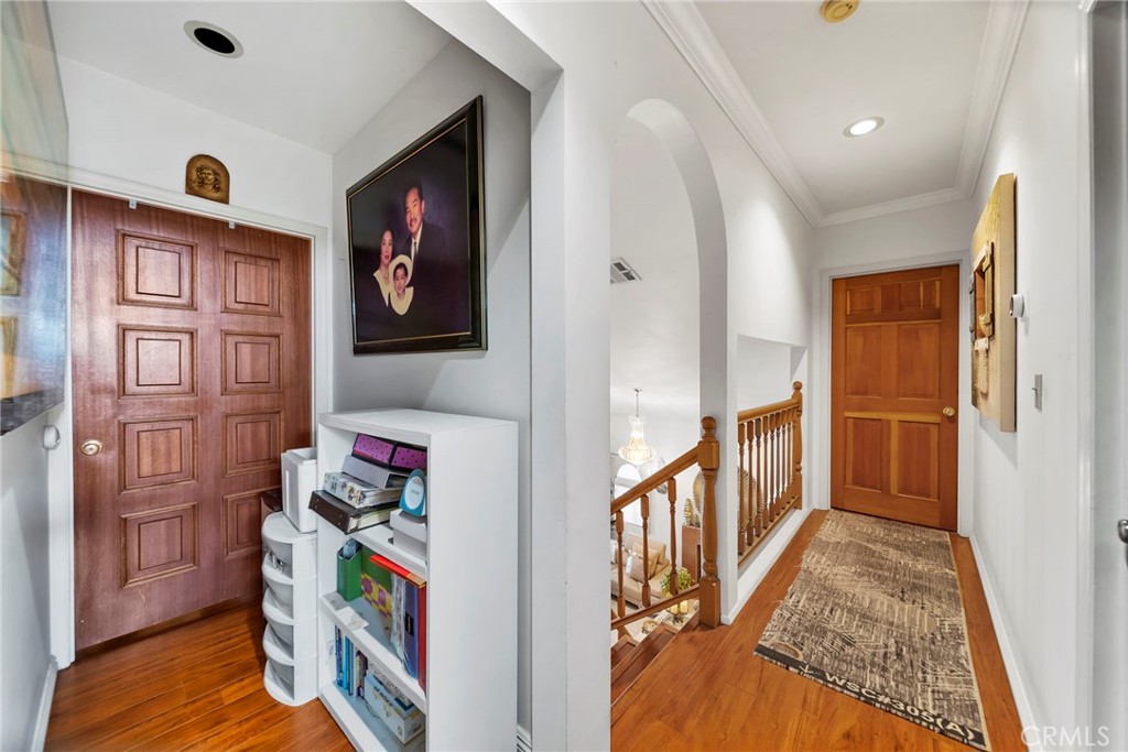 Los Angeles, California, 90041, United States, ,Residential,For Sale,2013561