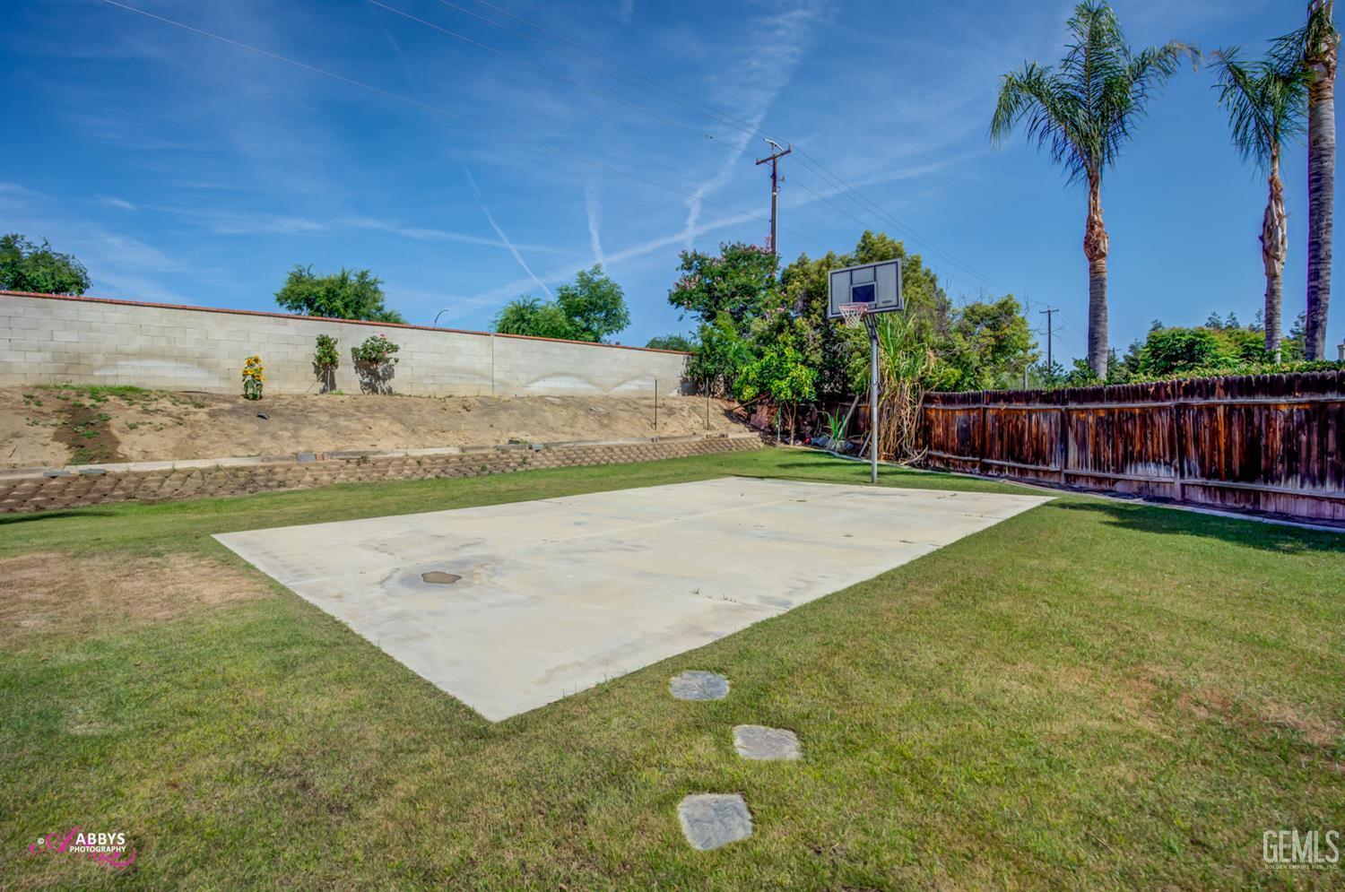 Bakersfield, California, 93311, United States, 5 Bedrooms Bedrooms, ,4 BathroomsBathrooms,Residential,For Sale,1846701