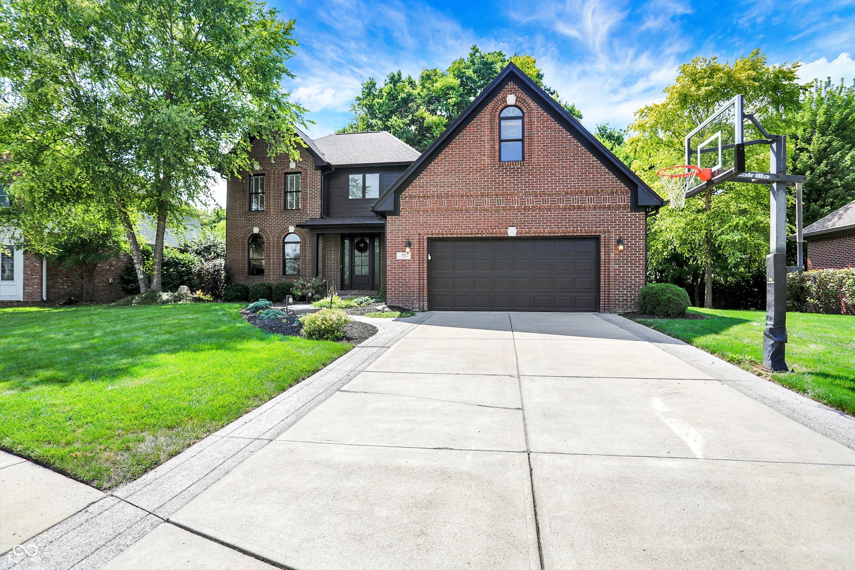 Greenwood, Indiana, 46142, United States, 4 Bedrooms Bedrooms, ,4 BathroomsBathrooms,Residential,For Sale,1910487