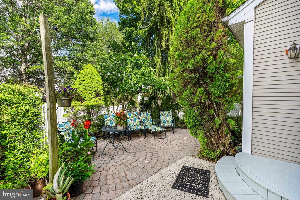 Plainsboro, New Jersey, 08536, United States, 4 Bedrooms Bedrooms, ,3 BathroomsBathrooms,Residential,For Sale,1922376