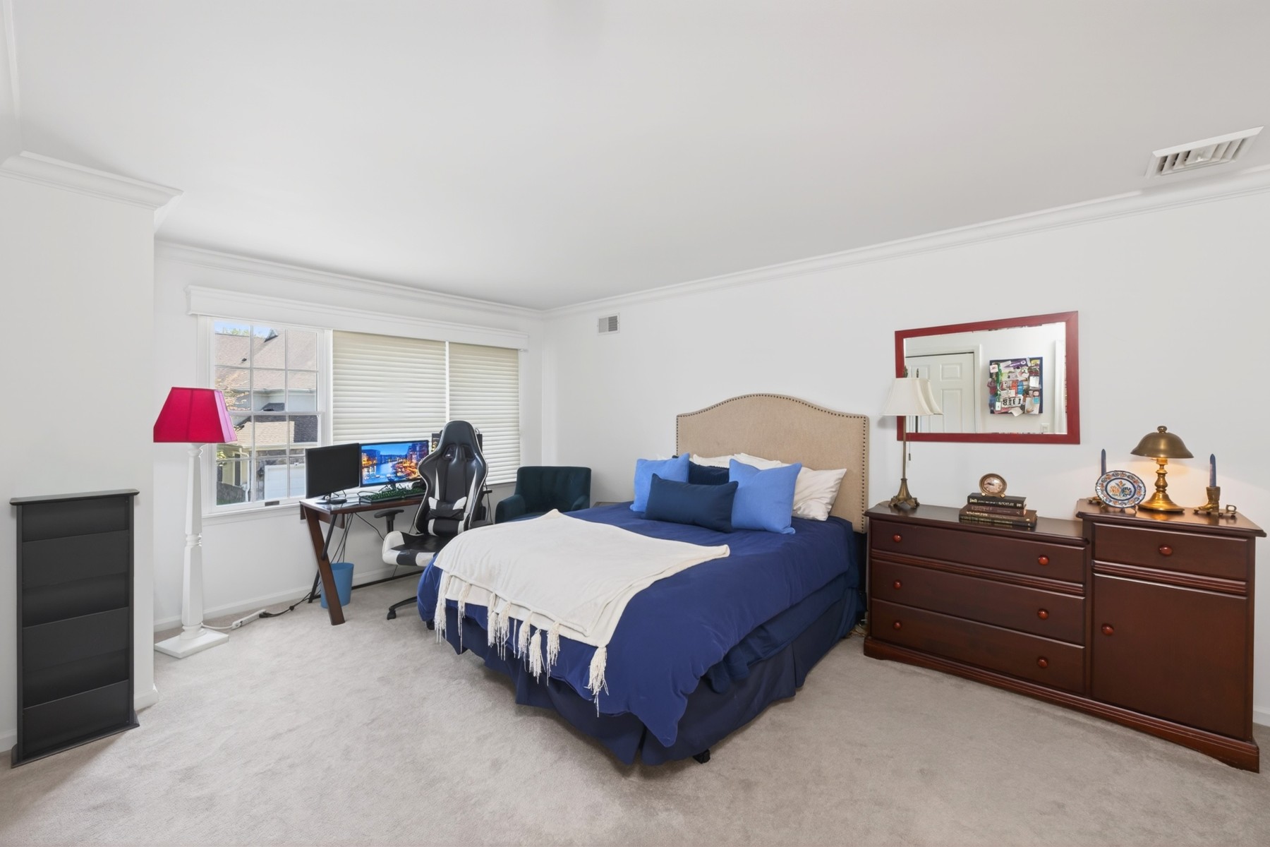  ?Amherst Mews? Stunning Townhome features Golf Course Views - 物件實景