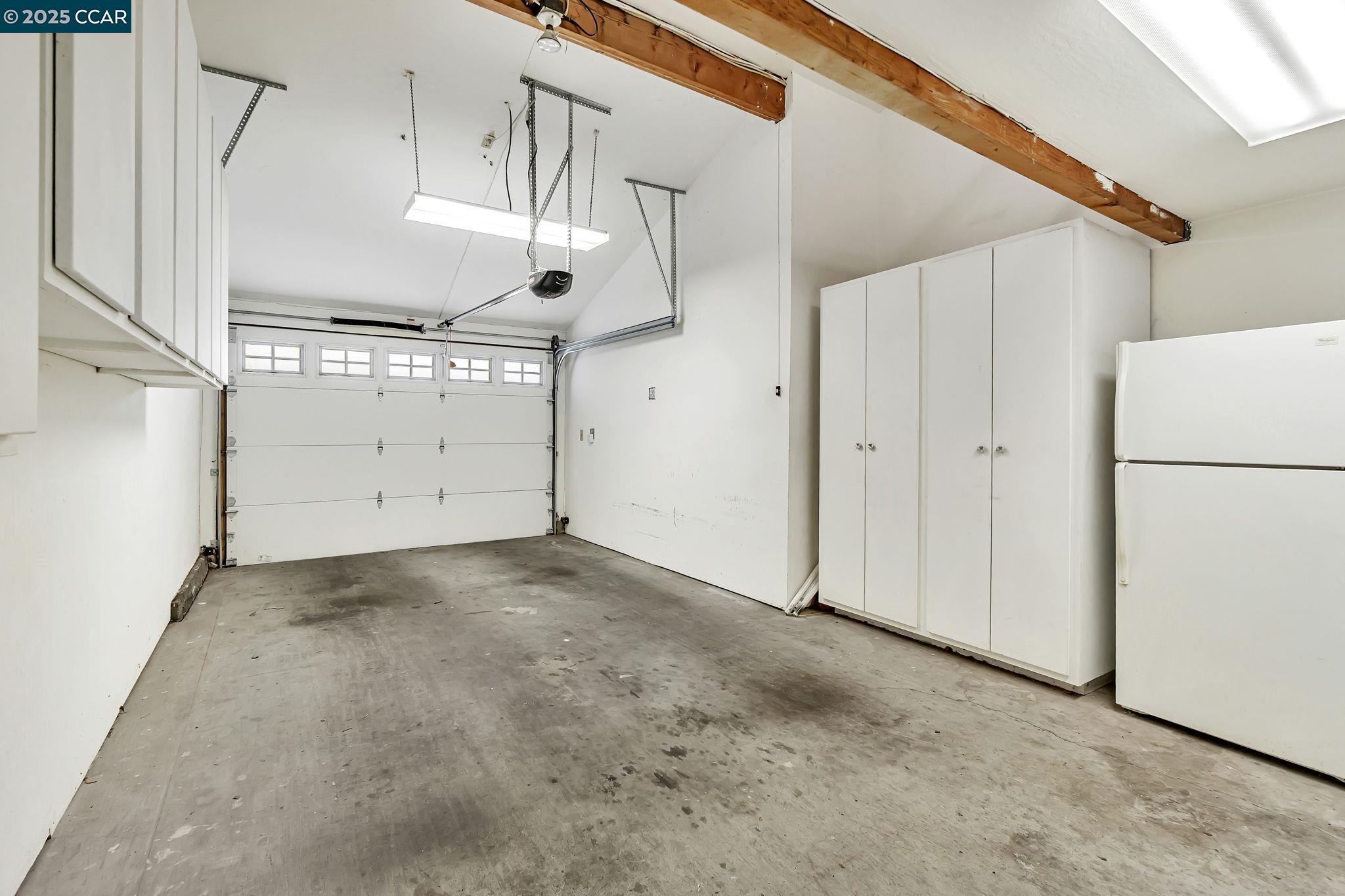Walnut Creek, California, 94595, United States, 3 Bedrooms Bedrooms, ,2 BathroomsBathrooms,Residential,For Sale,1924398