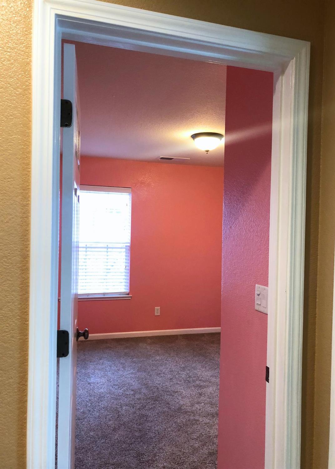Woodland, California, 95776, United States, 3 Bedrooms Bedrooms, ,3 BathroomsBathrooms,Residential,For Sale,1910654