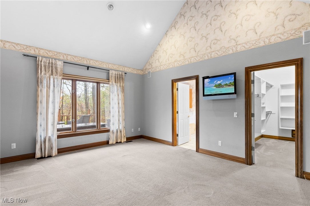 Chardon, Ohio, 44024, United States, 4 Bedrooms Bedrooms, ,5 BathroomsBathrooms,Residential,For Sale,1985731