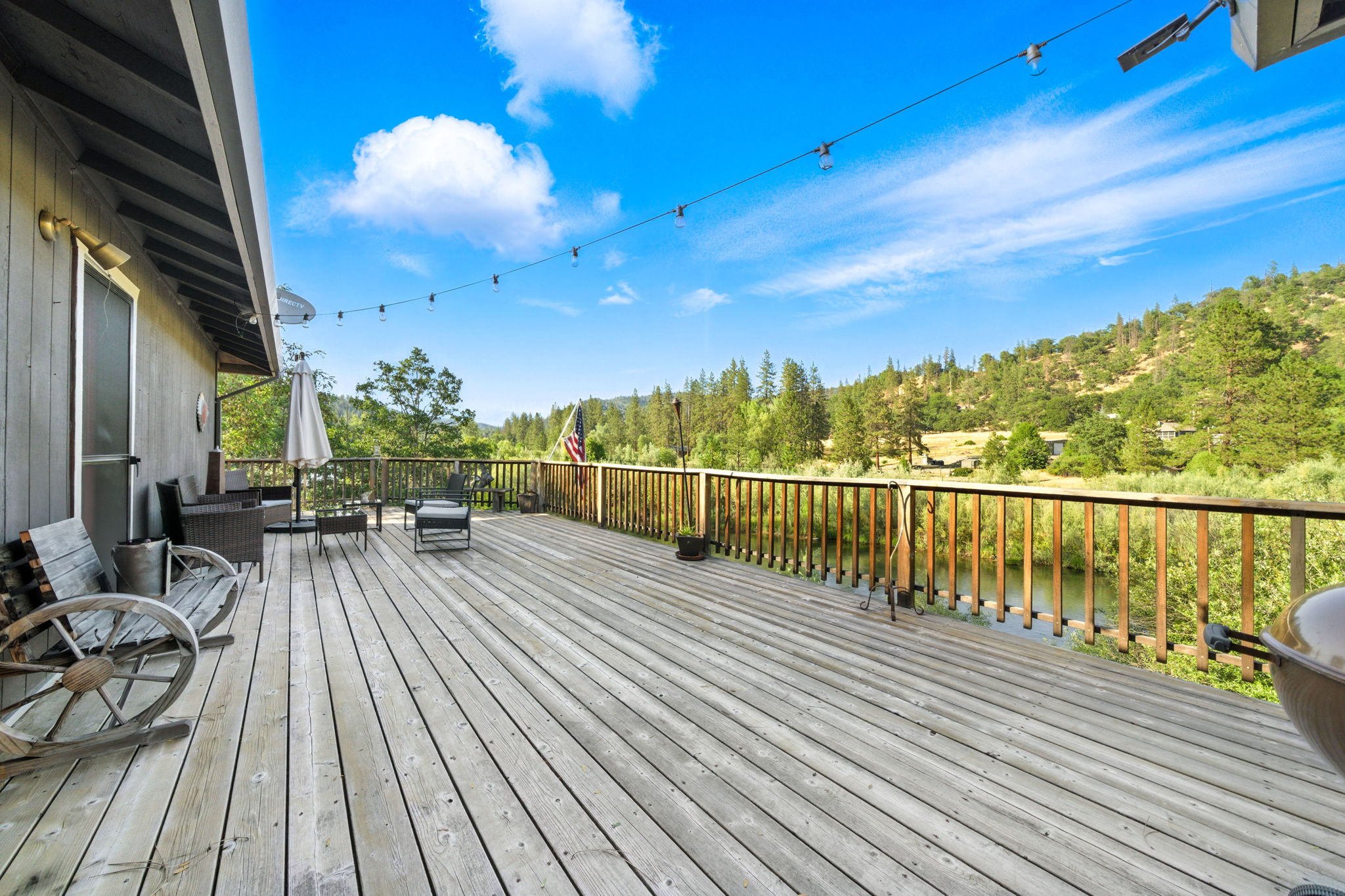 Lewiston, California, 96052, United States, 3 Bedrooms Bedrooms, ,3 BathroomsBathrooms,Residential,For Sale,1937334