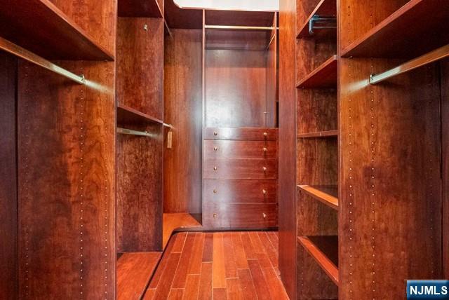 Cliffside Park, New Jersey, 07010, United States, 3 Bedrooms Bedrooms, ,4 BathroomsBathrooms,Residential,For Sale,1885354