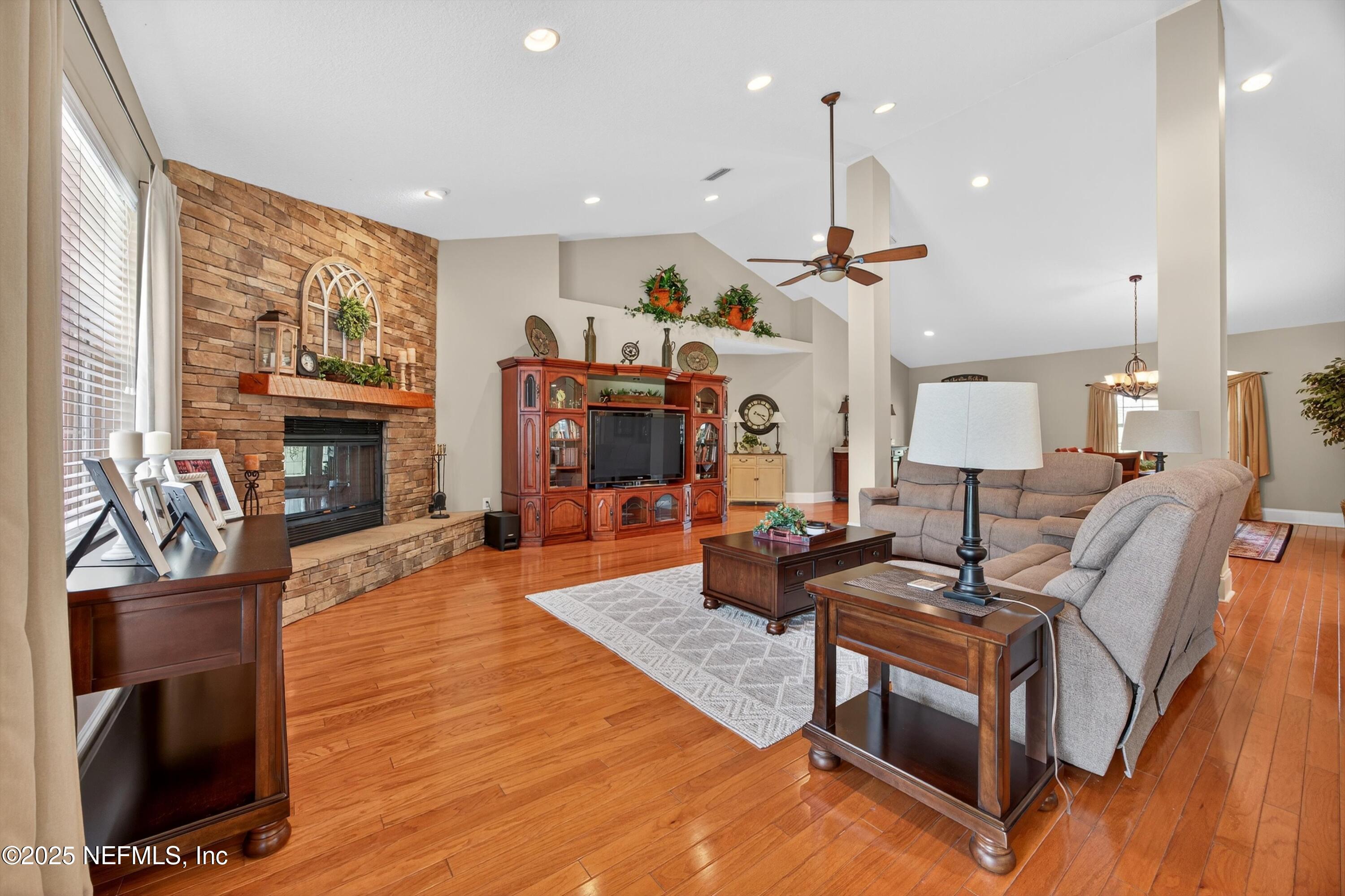 Glen St. Mary, Florida, 32040, United States, 4 Bedrooms Bedrooms, ,3 BathroomsBathrooms,Residential,For Sale,1862289