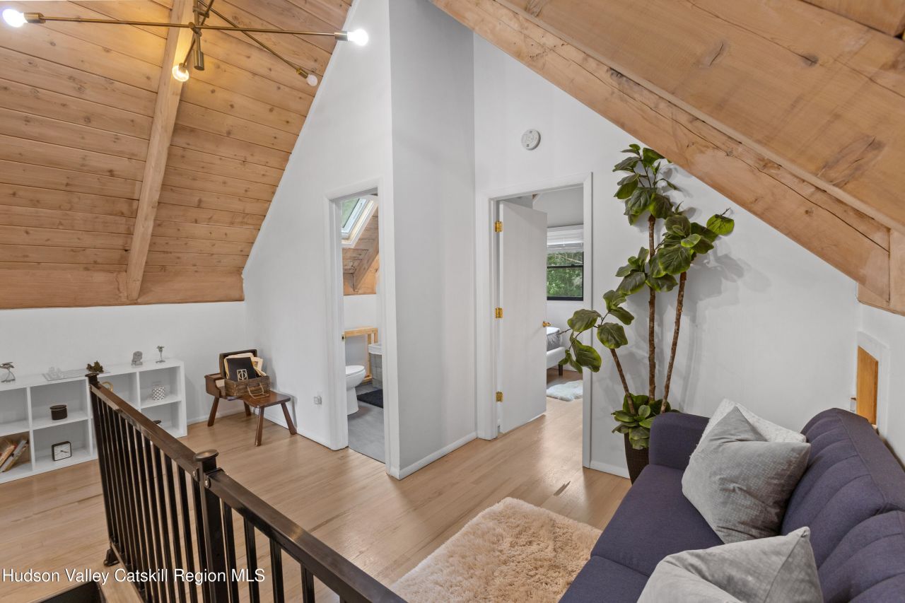 Denver, New York, 12421, United States, 4 Bedrooms Bedrooms, ,2 BathroomsBathrooms,Residential,For Sale,1890503