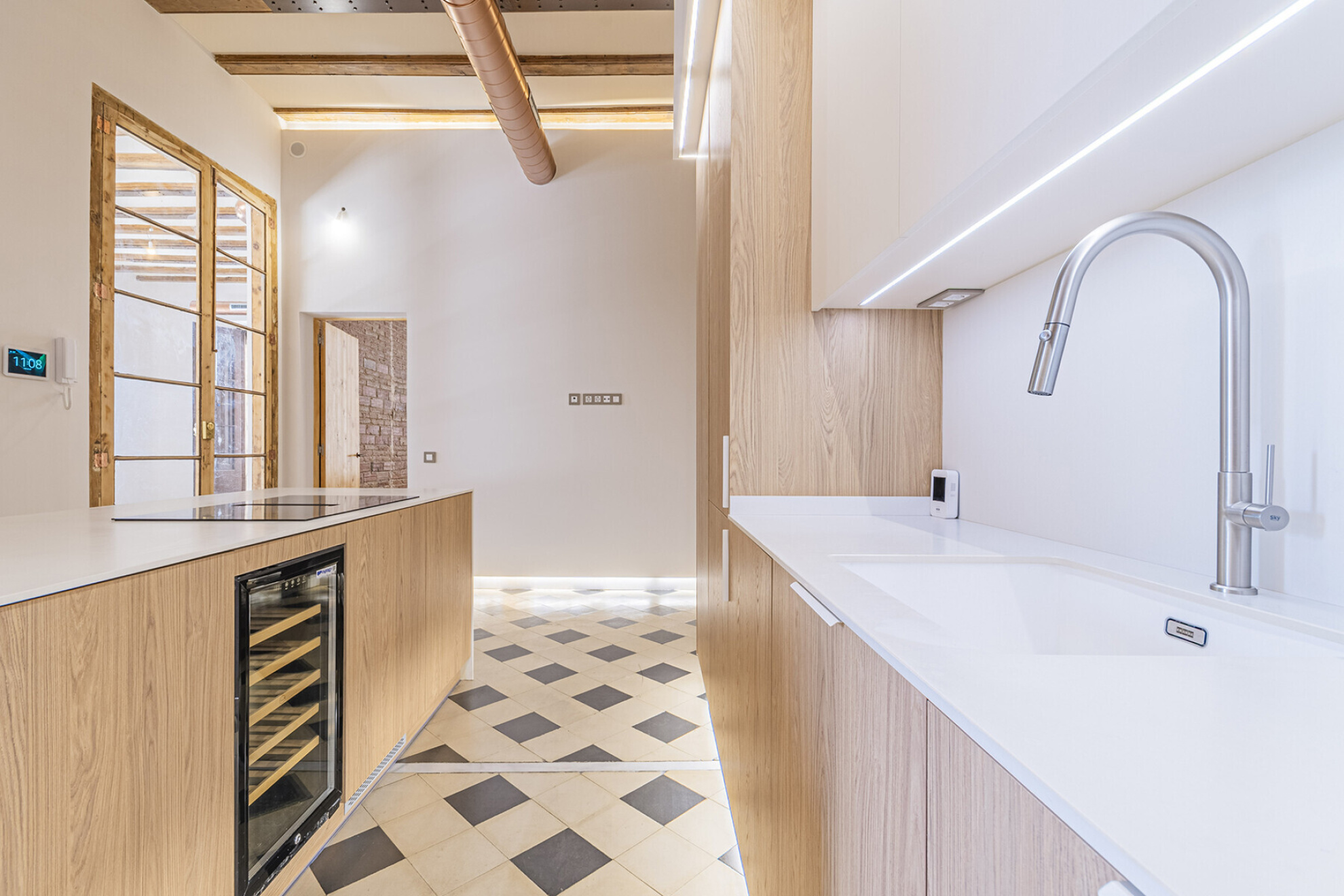  Magnificent, renovated main residence in a historic estate overlooking Port Vell - 物件實景