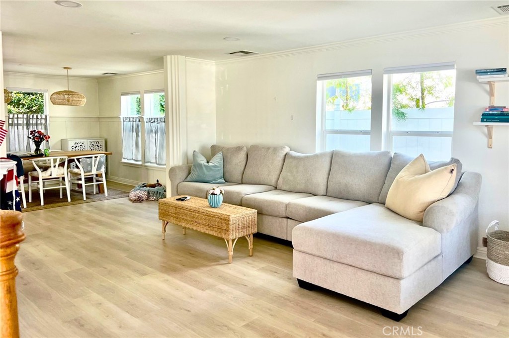 Newport Beach, California, 92660, United States, 3 Bedrooms Bedrooms, ,3 BathroomsBathrooms,Residential,For Sale,1892275