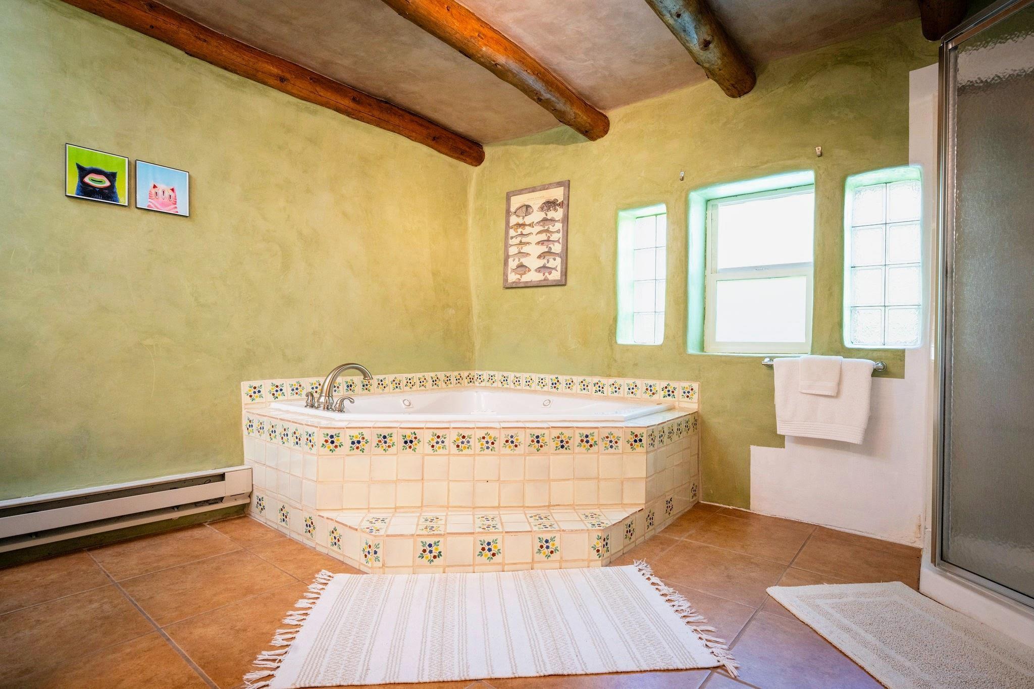 Ranchos De Taos, New Mexico, 87557, United States, 3 Bedrooms Bedrooms, ,3 BathroomsBathrooms,Residential,For Sale,1688394