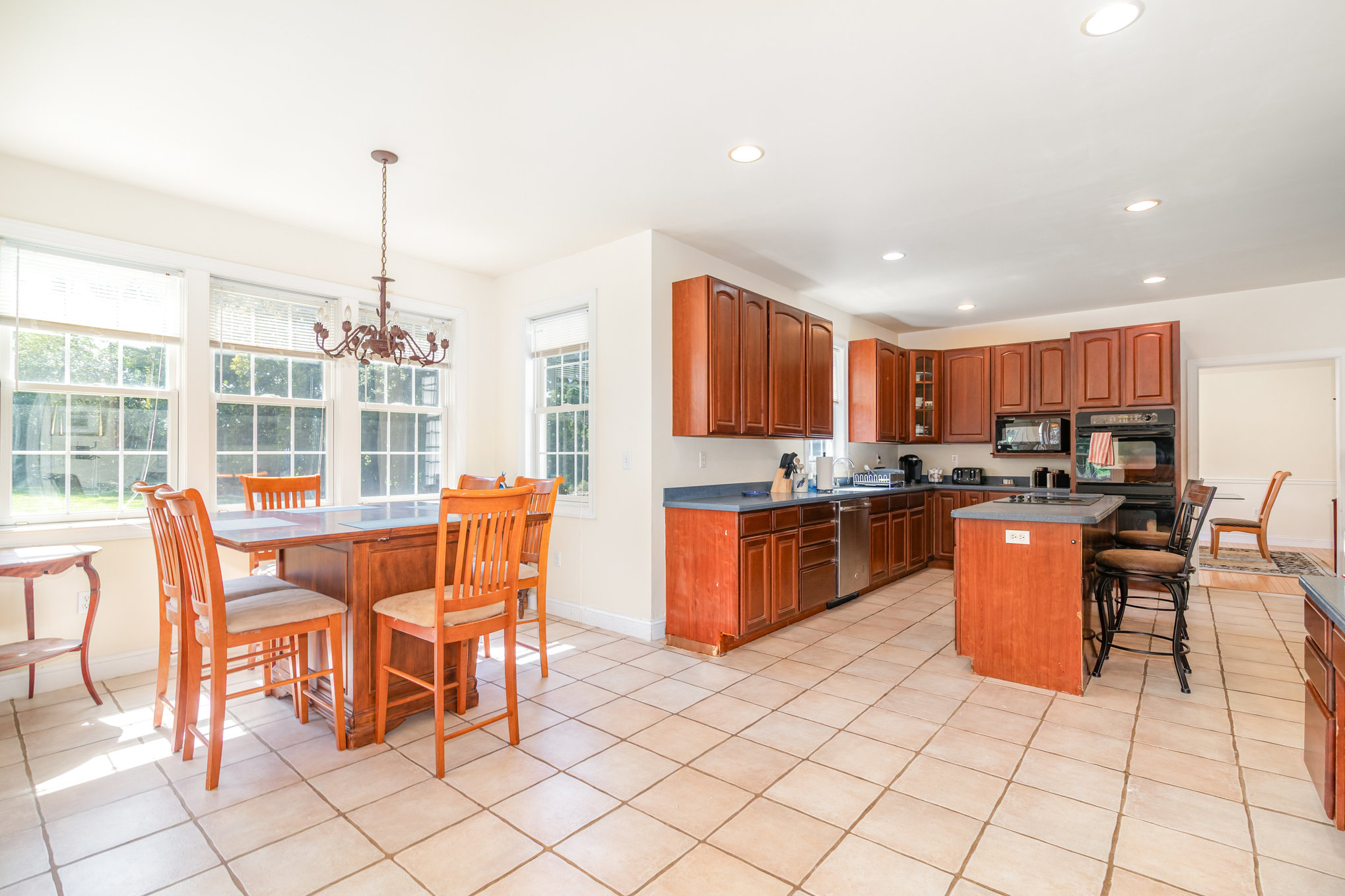 Carlisle, Pennsylvania, 17015, United States, 5 Bedrooms Bedrooms, ,6 BathroomsBathrooms,Residential,For Sale,1979964