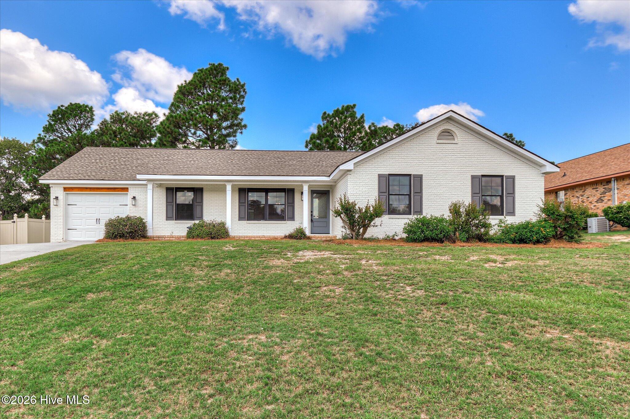 Crest Dr, Hephzibah, GA 30815