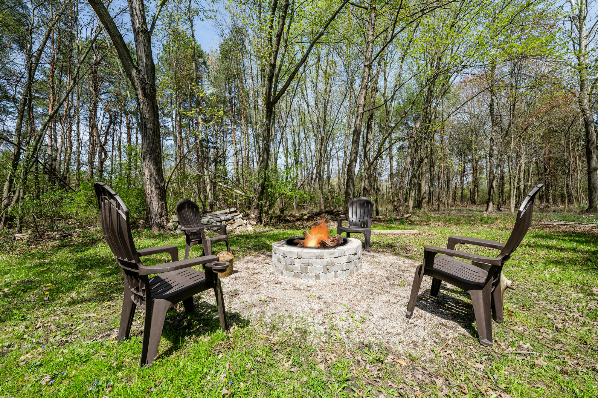 Bridgman, Michigan, 49106, United States, 6 Bedrooms Bedrooms, ,5 BathroomsBathrooms,Residential,For Sale,1921527
