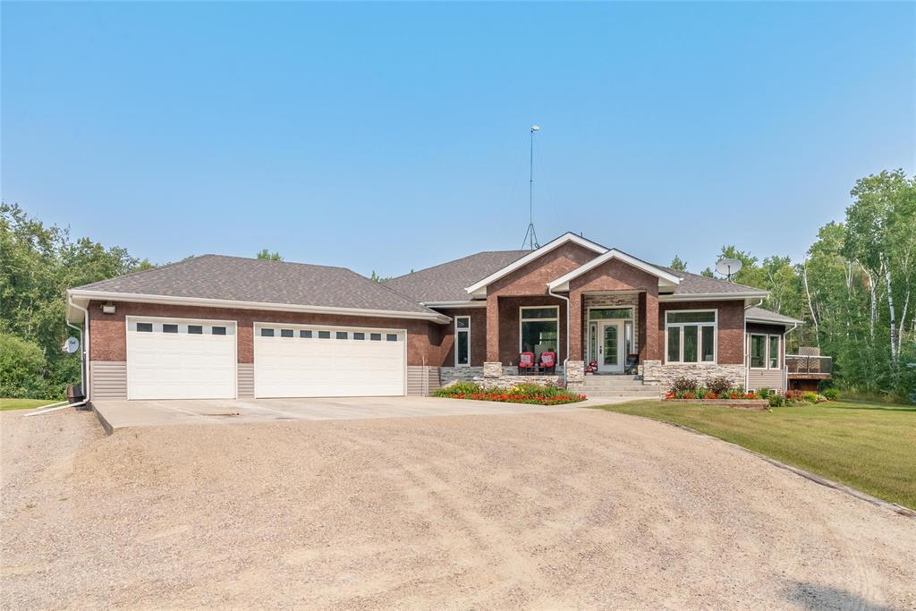 BALSAM BAY, Manitoba, R0E 0B0, CA, 4 Bedrooms Bedrooms, ,3 BathroomsBathrooms,Residential,For Sale,1913140