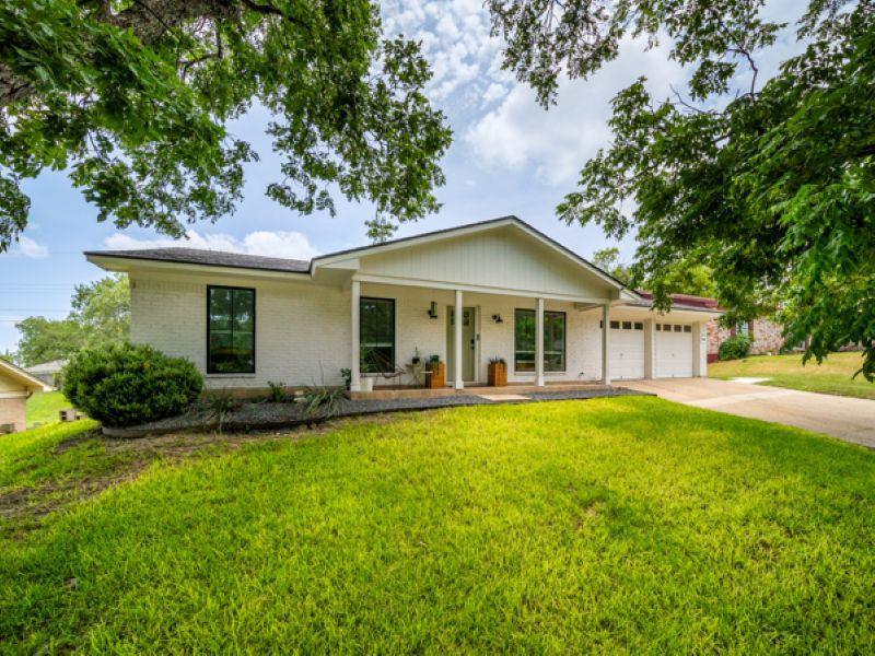 Hornsby St, Austin, TX 78753