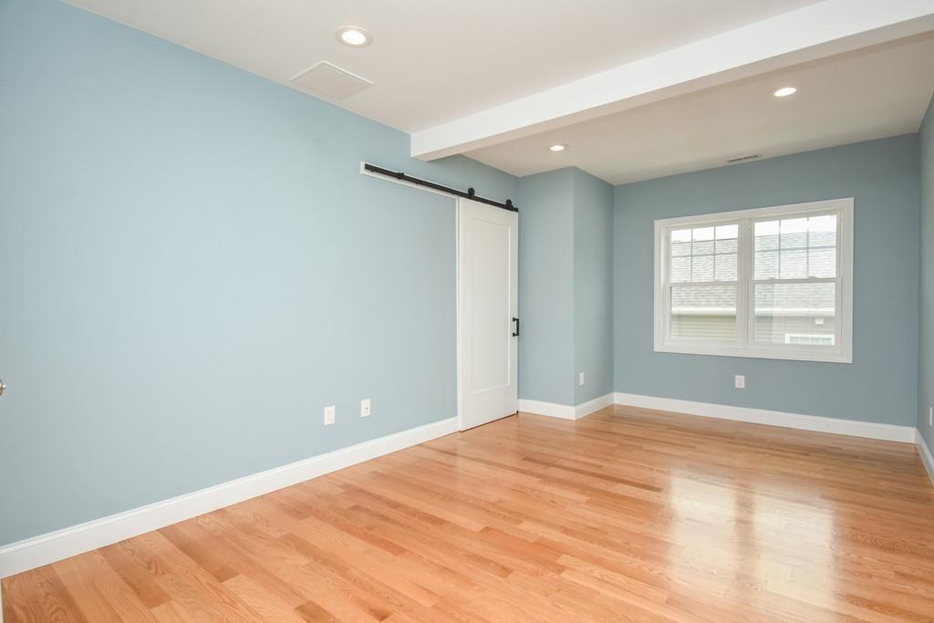 Saugus, Massachusetts, 01906, United States, 4 Bedrooms Bedrooms, ,3 BathroomsBathrooms,Residential,For Sale,1937803