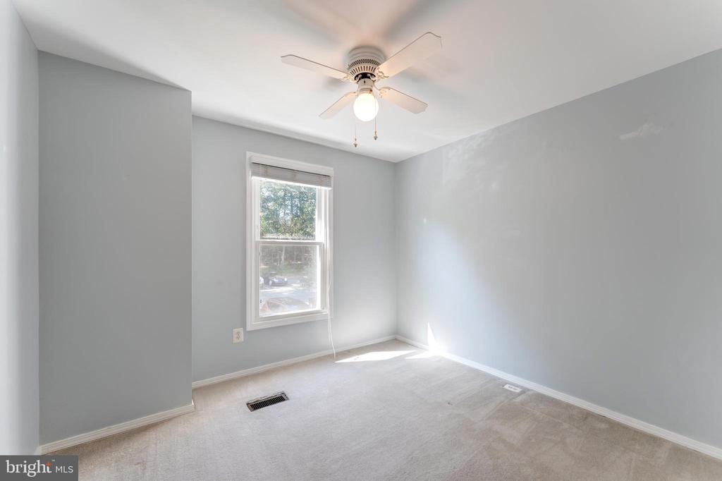 Reston, Virginia, 20194, United States, 3 Bedrooms Bedrooms, ,4 BathroomsBathrooms,Residential,For Sale,1942632