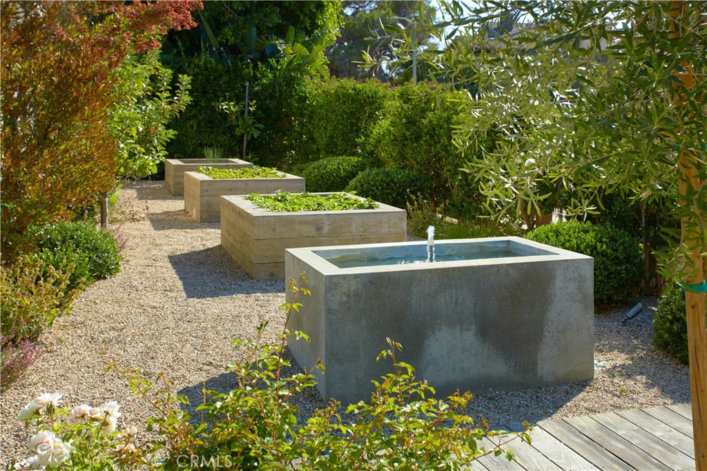 Newport Beach, California, 92660, United States, 4 Bedrooms Bedrooms, ,3 BathroomsBathrooms,Residential,For Sale,1927269