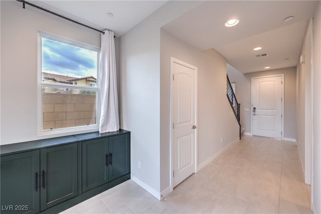 Las Vegas, Nevada, 89166, United States, 3 Bedrooms Bedrooms, ,3 BathroomsBathrooms,Residential,For Sale,1966892