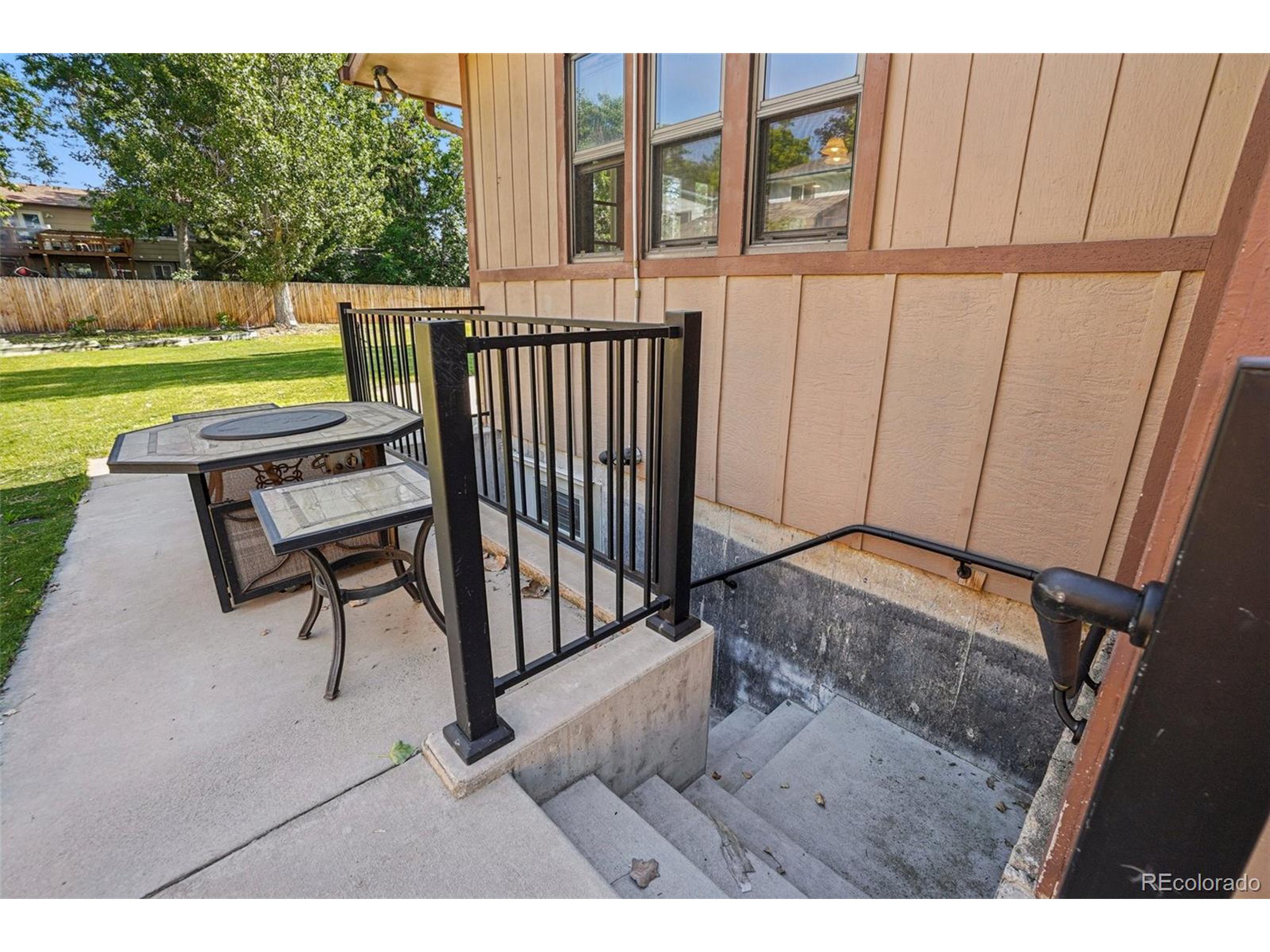 Louisville, Colorado, 80027, United States, 5 Bedrooms Bedrooms, ,1 BathroomBathrooms,Residential,For Sale,1910373