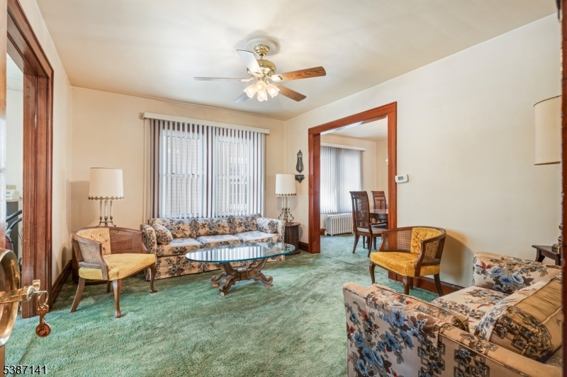 Garwood Boro, New Jersey, 07027, United States, 5 Bedrooms Bedrooms, ,2 BathroomsBathrooms,Residential,For Sale,1987528