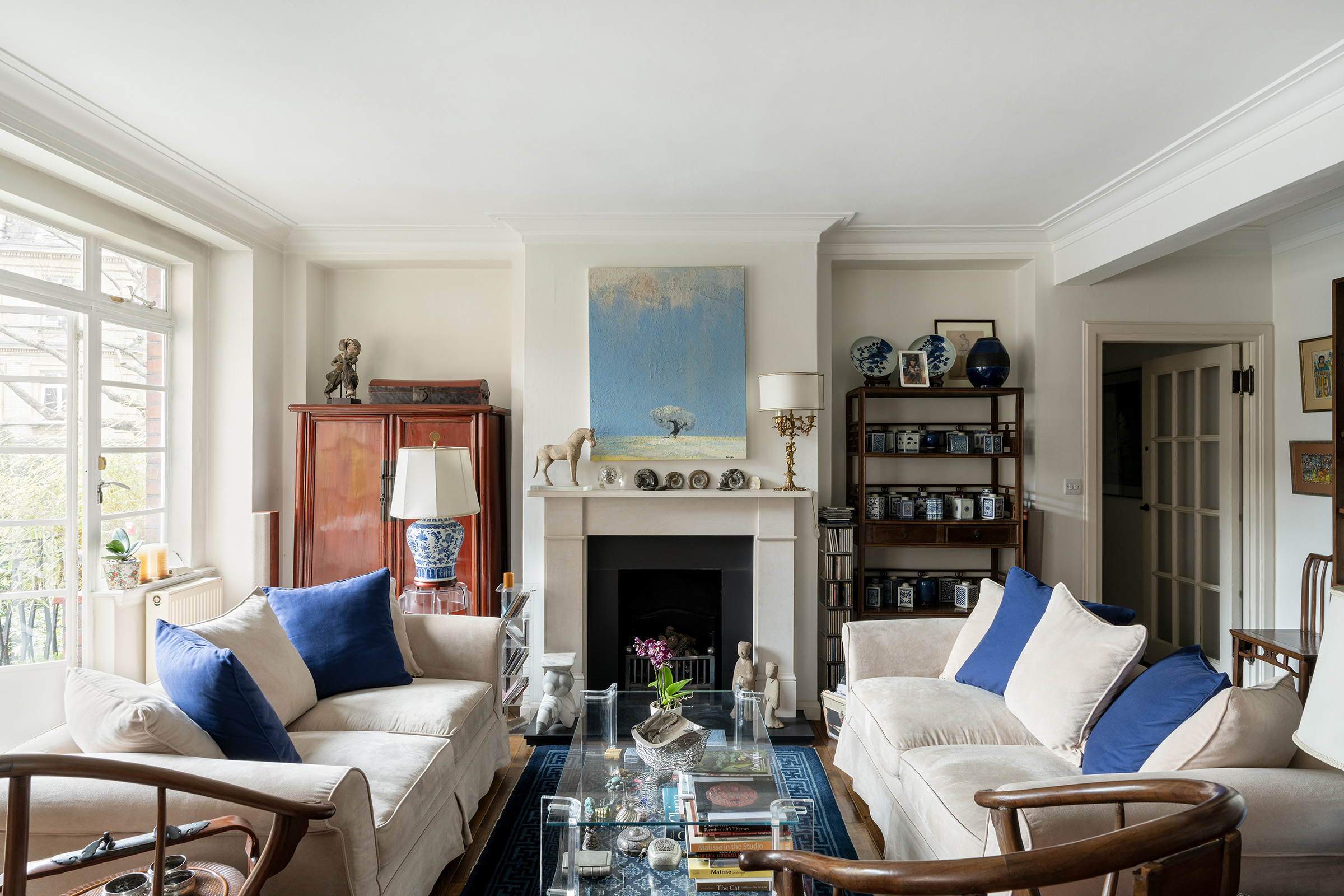  A Three-Bedroom Apartment in a Prime Holland Park Mansion Block - 物件實景