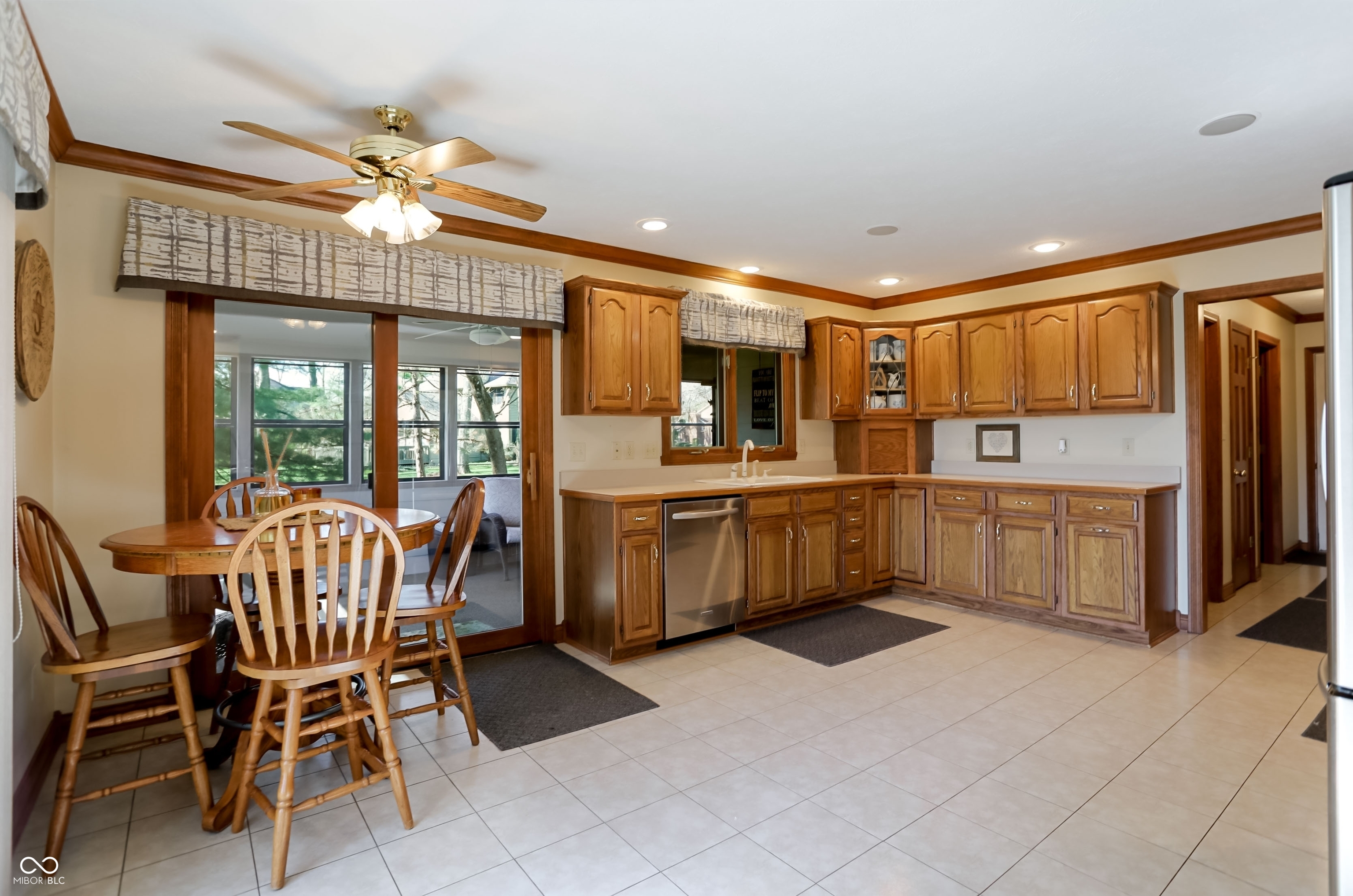 Greenfield, Indiana, 46140, United States, 3 Bedrooms Bedrooms, ,3 BathroomsBathrooms,Residential,For Sale,2035796