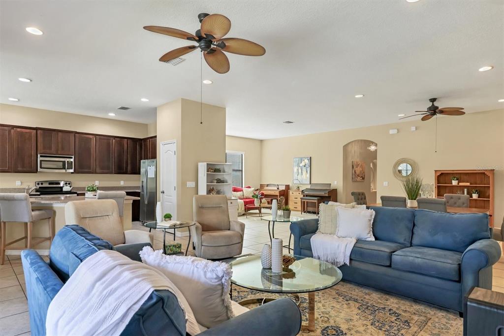 Palmetto, Florida, 34221, United States, 4 Bedrooms Bedrooms, ,3 BathroomsBathrooms,Residential,For Sale,1700640