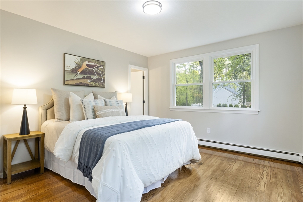 Mansfield, Massachusetts, 02048, United States, 4 Bedrooms Bedrooms, ,2 BathroomsBathrooms,Residential,For Sale,1942588