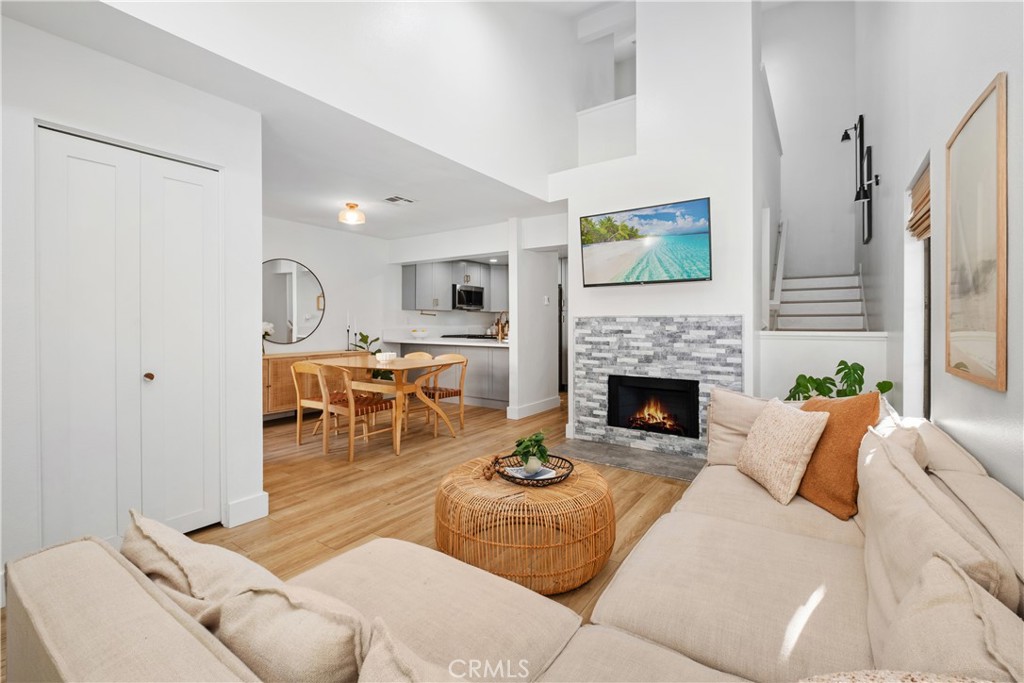 San Juan Capistrano, California, 92675, United States, 2 Bedrooms Bedrooms, ,3 BathroomsBathrooms,Residential,For Sale,1991096