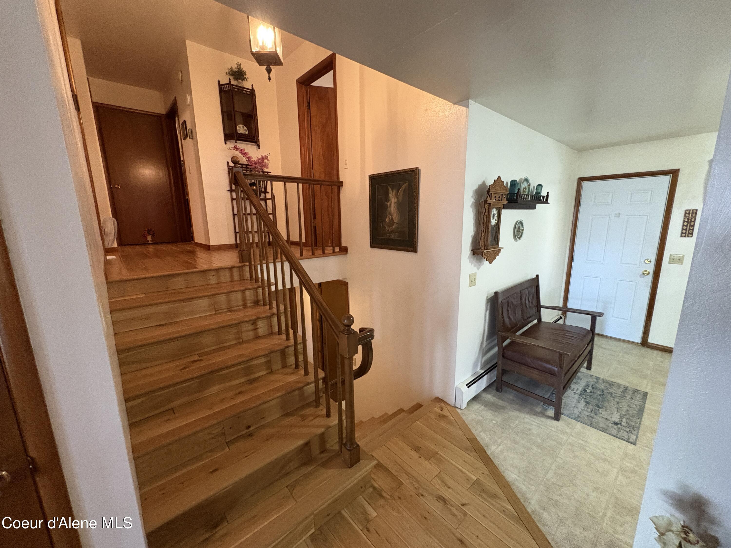 Coeur d'Alene, Idaho, 83814, United States, 4 Bedrooms Bedrooms, ,3 BathroomsBathrooms,Residential,For Sale,1985743