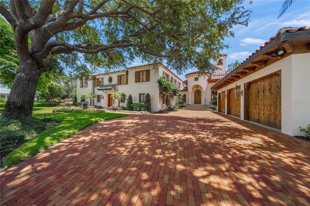 Sarasota, Florida, 34236, United States, 5 Bedrooms Bedrooms, ,7 BathroomsBathrooms,Residential,For Sale,1913430