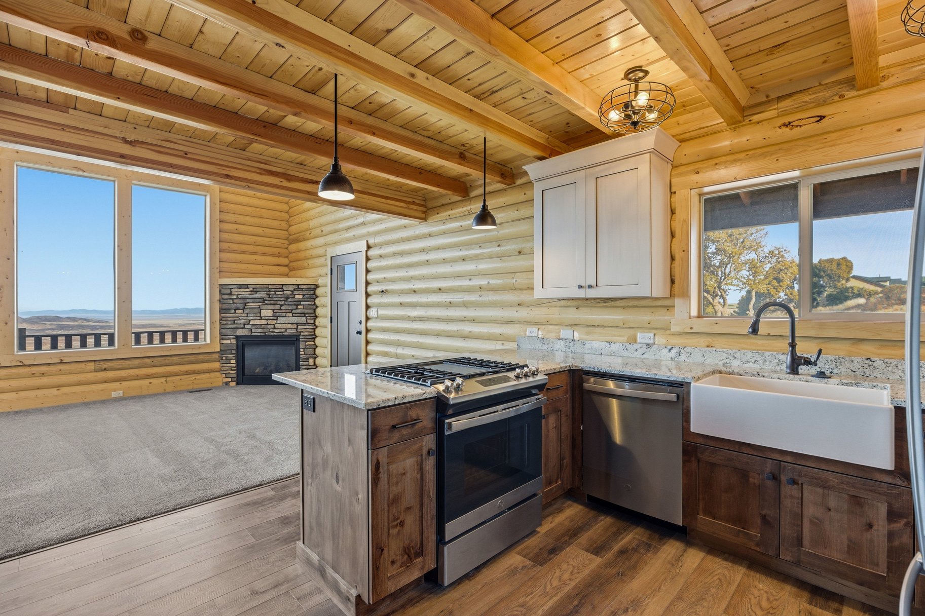  Cedar Highlands Cabin With Stunning Views - 物件實景