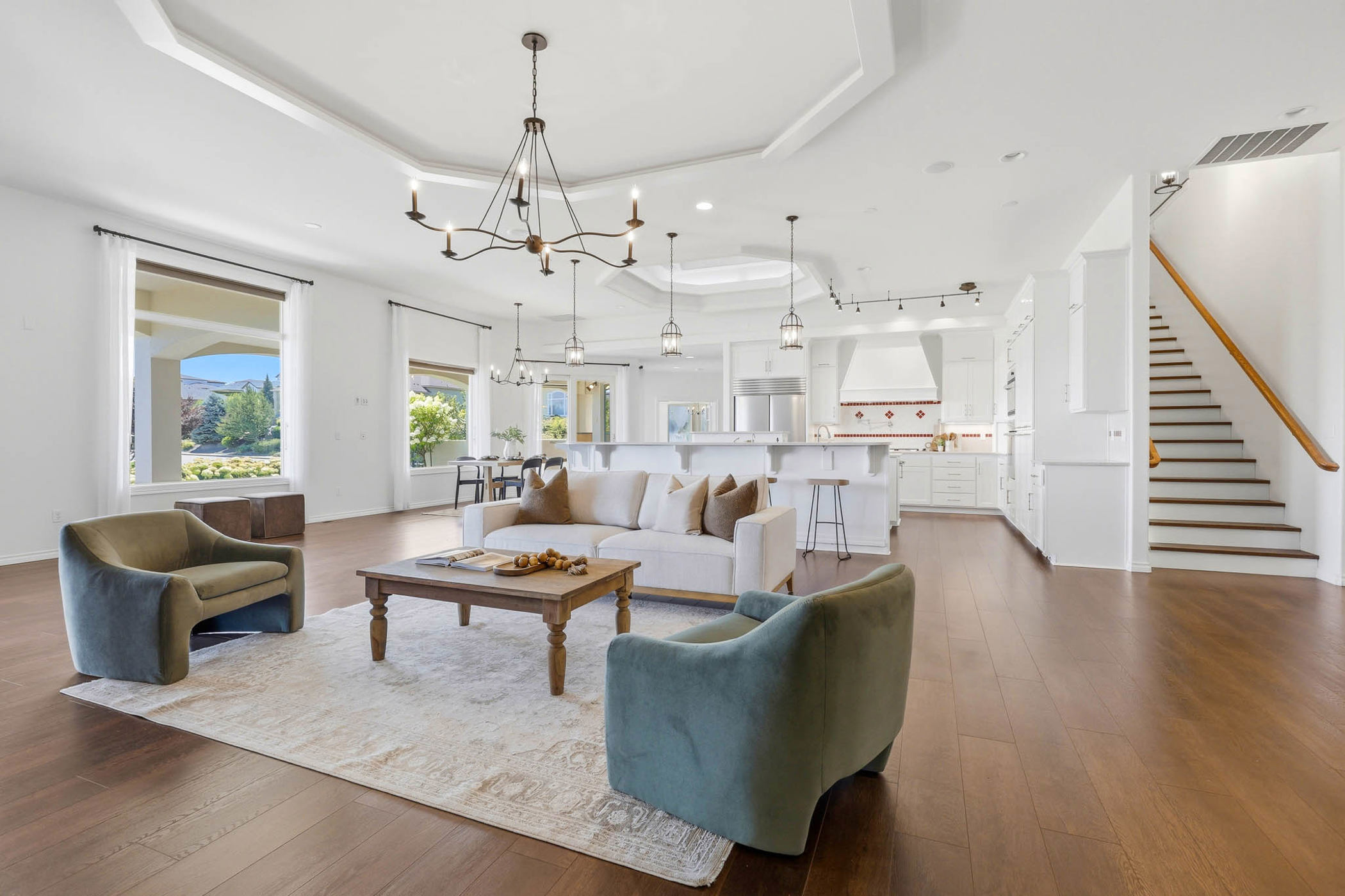  Views, Outdoor Living, gated RV/Boat Parking. - 物件實景