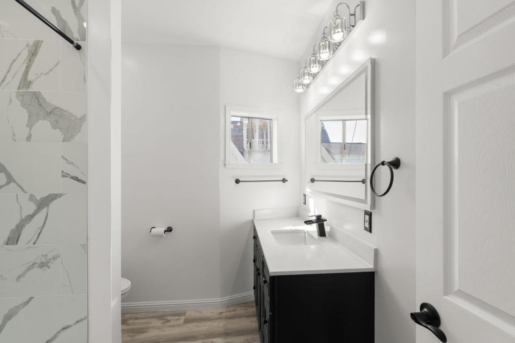 Emeryville, California, 94608, United States, ,Residential,For Sale,1928505