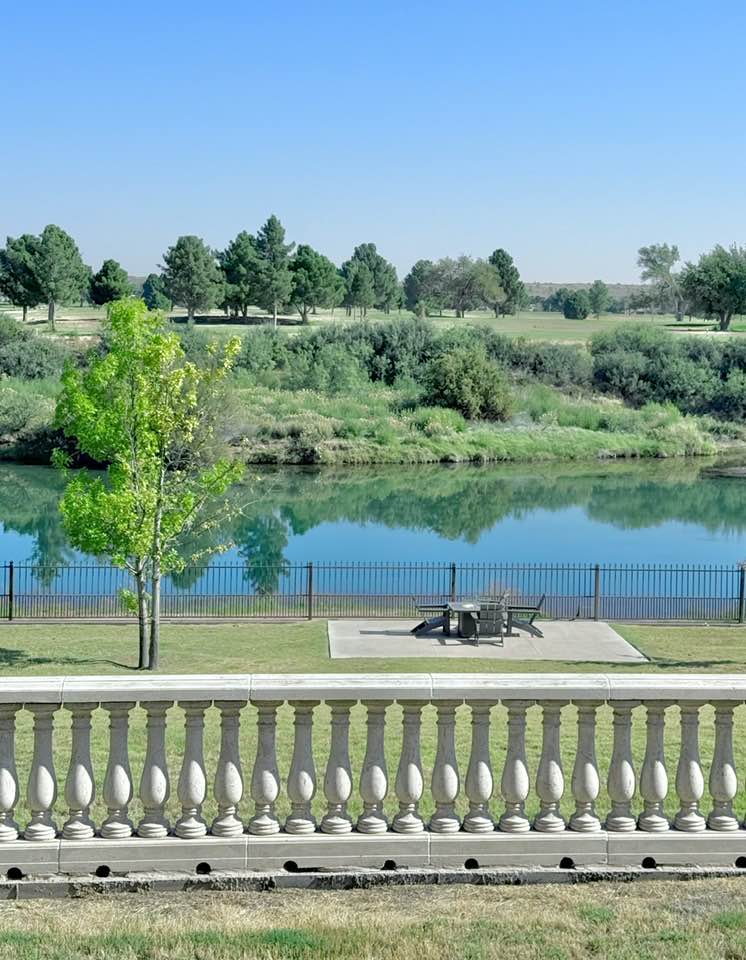 Carlsbad, New Mexico, 88220, United States, 4 Bedrooms Bedrooms, ,6 BathroomsBathrooms,Residential,For Sale,1974885