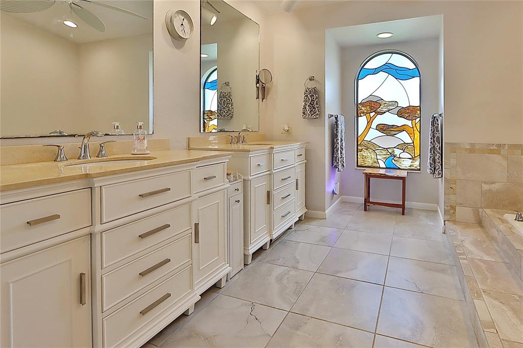 Tampa, Florida, 33615, United States, 4 Bedrooms Bedrooms, ,2 BathroomsBathrooms,Residential,For Sale,1940938