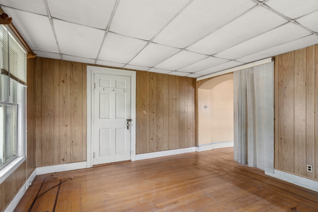 49 Summer, Natick, Massachusetts, 01760, United States, 6 Bedrooms Bedrooms, ,3 BathroomsBathrooms,Residential,For Sale,49 Summer,1672489